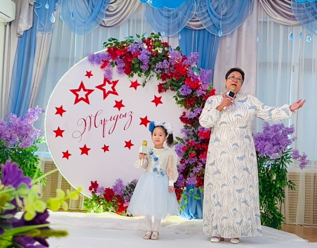 Белгород облысында, Алексеевка қаласында жақын кездесулер.